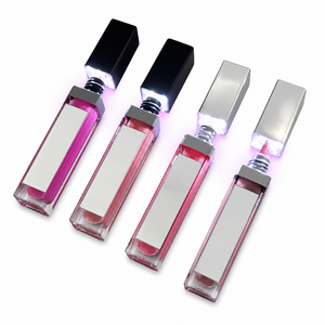 Brillo Labial Vegano de Alta Calidad con Luz LED a Prueba de Agua, con Espejo, Logotipo Personalizado, Brillo Labial Líquido No Pegajoso, Tubos de Brillo Labial Vacíos - Product Image 6