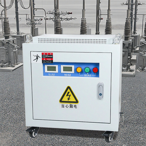 5kVA-20kVA 三相変圧器 220V/380Vコイル 50Hz 昇降圧機能付き - Product Image 1