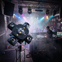 Projecteur de scène à tête mobile RGBW, faisceau à quatre bras, stroboscope, laser DMX512, mini éclairage pour DJ, discothèque, KTV, spectacle