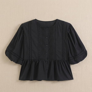 Blusa Vintage Negra Bordada para Mujer con Mangas Abullonadas, Cuello Redondo, Botones, Corte Holgado, Largo Regular, para Todas las Temporadas - Product Image 4