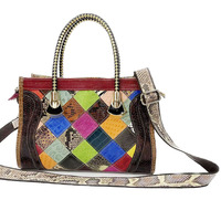 Sac fourre-tout en cuir véritable patchwork effet peau de serpent pour femme, sac à main bandoulière multi-positions avec blocs de couleur patchwork aléatoires et spéciaux