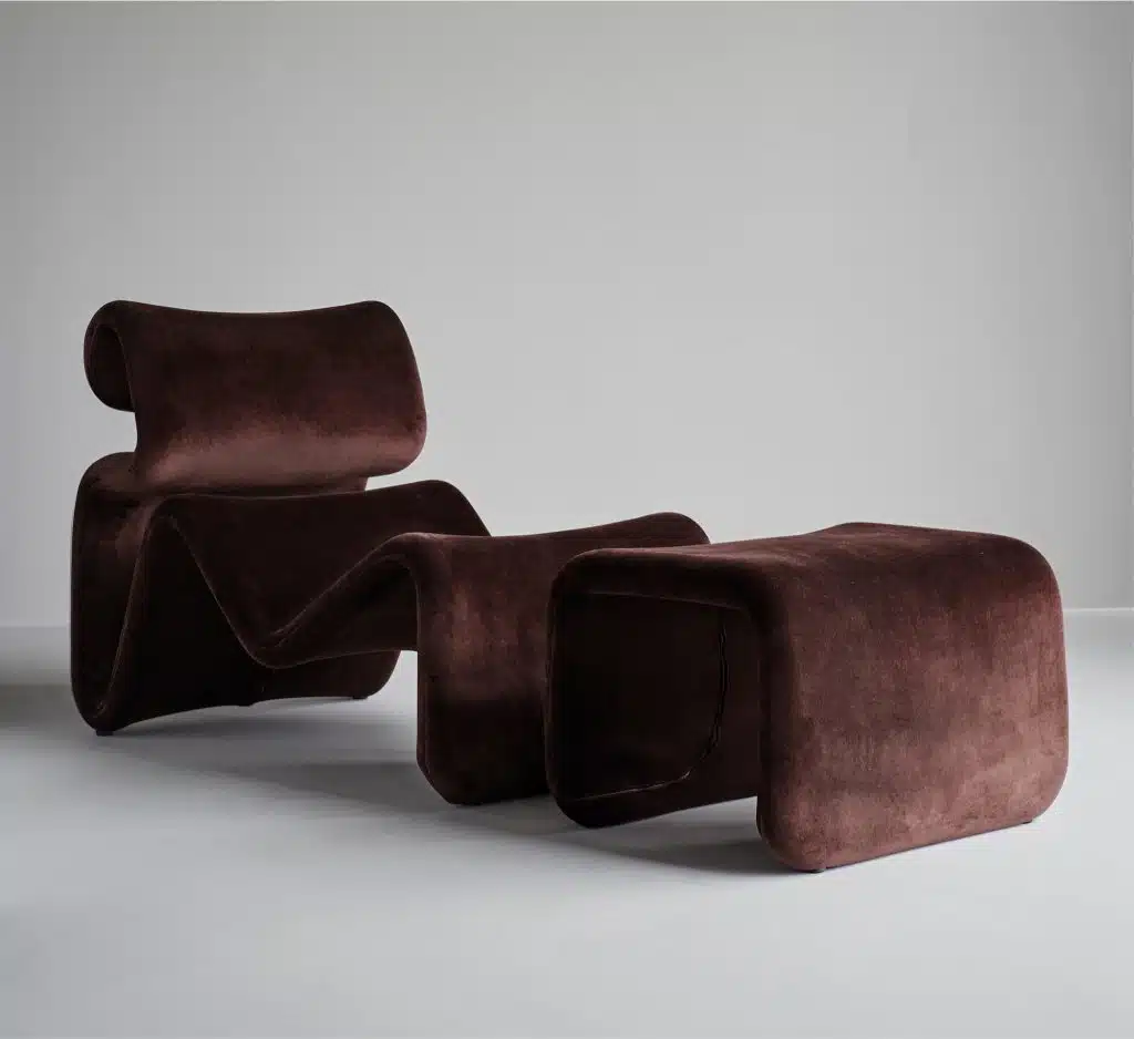 สีน้ำตาล