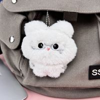 Nouveau porte-clés en peluche chat trèfle à quatre feuilles mignon et couineur, adorable pendentif de sac en peluche pour couple, ornement de sac à dos