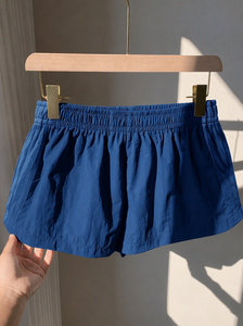 Nouveaux shorts décontractés d'été vintage à quatre bandes, shorts de sport taille haute amincissants, adaptés aux activités décontractées en extérieur pour femmes - Product Image 3