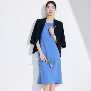 Women's Suit Set Sleeveless Dress Slim Fit Solid Color Polyester No-Wrinkle Treatment Blazer For Work And Casual Wear - Product Image 1