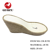 Fabrication à la main d'epadrilles semelles extérieures en jute semelle compensée en PU talon haut pour la fabrication de chaussures OEM