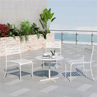 Ensemble de table et chaises de jardin en fer, design simple et moderne, durable, imperméable, 4 pièces, pour utilisation en extérieur, meubles de jardin