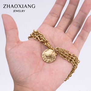 Colliers tendance pour femmes en acier inoxydable, style hip-hop, nouveau style vintage, pendentifs ronds dorés superposés - Product Image 4