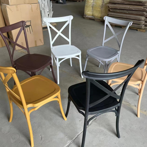 <span class=keywords><strong>Sedie</strong></span> Chiavari impilabili in resina effetto <span class=keywords><strong>legno</strong></span> <span class=keywords><strong>bianco</strong></span>, faggio e rovere, per bistrò, sala da pranzo, noleggio, matrimoni, con schienale a croce (X Crossback) - Product Image 1