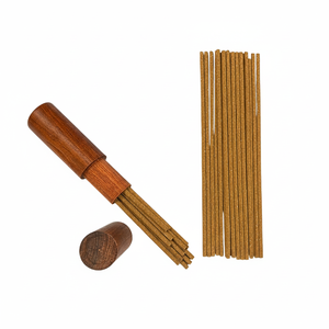 Bâtonnets d'encens à noyau de bambou biologique pour usage domestique et spirituel - Product Image 1