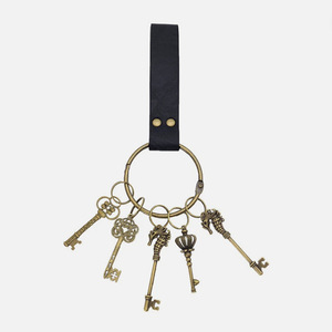 Cross-border medieval PU <b>leather</b> hiking skirt clip Halloween <b>keychain</b> sword ring cosplay props - Product Image 4