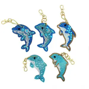 DIY Diamant Malerei Cartoon Dolphin Tier Anhänger Acryl Doppelseite Pailletten Schlüssel anhänger Ring Set Speziell geformte Anhänger Geschenke