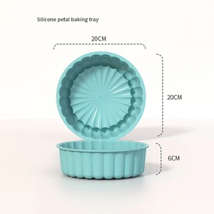 Cetakan Kue Silikon Berbagai Ukuran DIY Loyang Panggang untuk Cetakan Donat Berbagai Jenis Kue Warna Emas Anti Lengket Aman untuk Oven Pabrik - Product Image 3