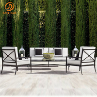 Modernes Outdoor-Sofa-Set mit Metallrahmen, X-Back-Loungesessel, wetterfeste weiße Kissen, Garten- und Terrassenmöbel
