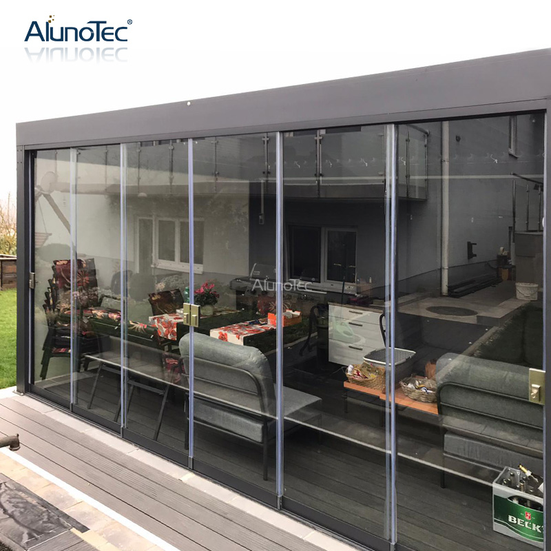 Sliding Door