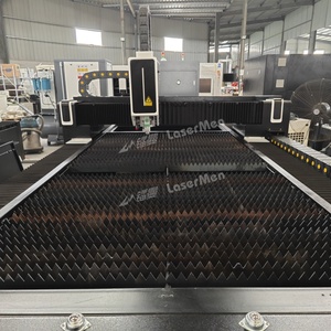 Máquina de Corte Láser de Fibra Híbrida CO2 LaserMen-1325CF con Motor Servo de 1300x2500mm y Husillo de Bolas de Alta Precisión - Product Image 4