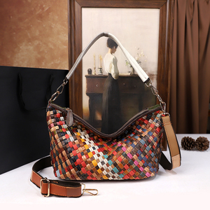 Bolso de Hombro de Cuero Genuino Tejido a Mano, de Lujo, con Parches Coloridos, Gran Capacidad, para Mujer, de Fabricante y Proveedor - Product Image 1