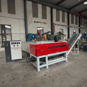 Máquina de Reciclaje de Paneles Solares Fotovoltaicos, Máquina Separadora y Trituradora de Celdas Fotovoltaicas de 1700 kg/h - Product Image 1