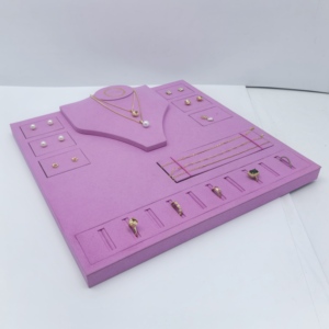 Espositore per Gioielli in Legno Personalizzato per <span class=keywords><strong>Vetrine</strong></span> di Negozi - Product Image 1