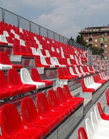 Gradins de personnalisation de marque CETA fabriqués en Italie pour les concerts en plein air Ensemble de sièges de stade permanent
