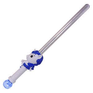 Épée à bulles LED <span class=keywords><strong>licorne</strong></span> mignonne, jouet lumineux d'extérieur avec musique optionnelle, en plastique, 3 piles AA incluses, pour les 5 ans <span class=keywords><strong>et</strong></span> plus - Product Image 3
