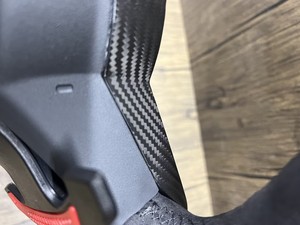 Volante Deportivo Mejorado CS Track de Fibra de Carbono y Gamuza Compatible con <span class=keywords><strong>BMW</strong></span> Serie 12345678 X 1234567 Serie F/Serie G M1 M2 - Product Image 4