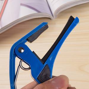 Capo <span class=keywords><strong>de</strong></span> <span class=keywords><strong>guitarra</strong></span> <span class=keywords><strong>de</strong></span> plástico, accesorios para instrumentos musicales, sintonizador <span class=keywords><strong>de</strong></span> Capo <span class=keywords><strong>de</strong></span> <span class=keywords><strong>guitarra</strong></span> grande, costumbres acústicas, capo <span class=keywords><strong>de</strong></span> <span class=keywords><strong>guitarra</strong></span> clásica acústica - Product Image 5