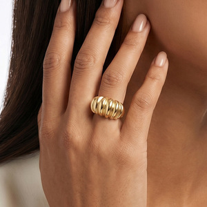 Anillo de Acero Inoxidable 304 Chapado en Oro de 18K, Resistente al Agua y al Deslustre, Anillo de Cúpula Acanalado Vintage para Mujer, Joyería al por Mayor - Product Image 2