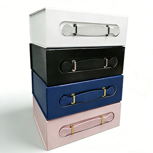 Cajas de Regalo Plegables Personalizadas, Caja de Cartón Magnética Plegable con Asa de PU, Caja de Propuesta de Dama de Honor con la Frase '¿Quieres ser mi Dama de Honor?' - Product Image 1