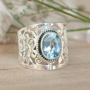 Anello Floreale a Fascia Larga per Donne, Elegante Accessorio Moda per Uso Quotidiano e Feste - Product Image 2