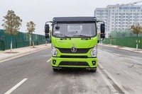 Camion spécial de véhicule de nettoyage de route de largeur de balayage électrique pur de 3M pour le camion de balayeuse de rue d'industries de construction