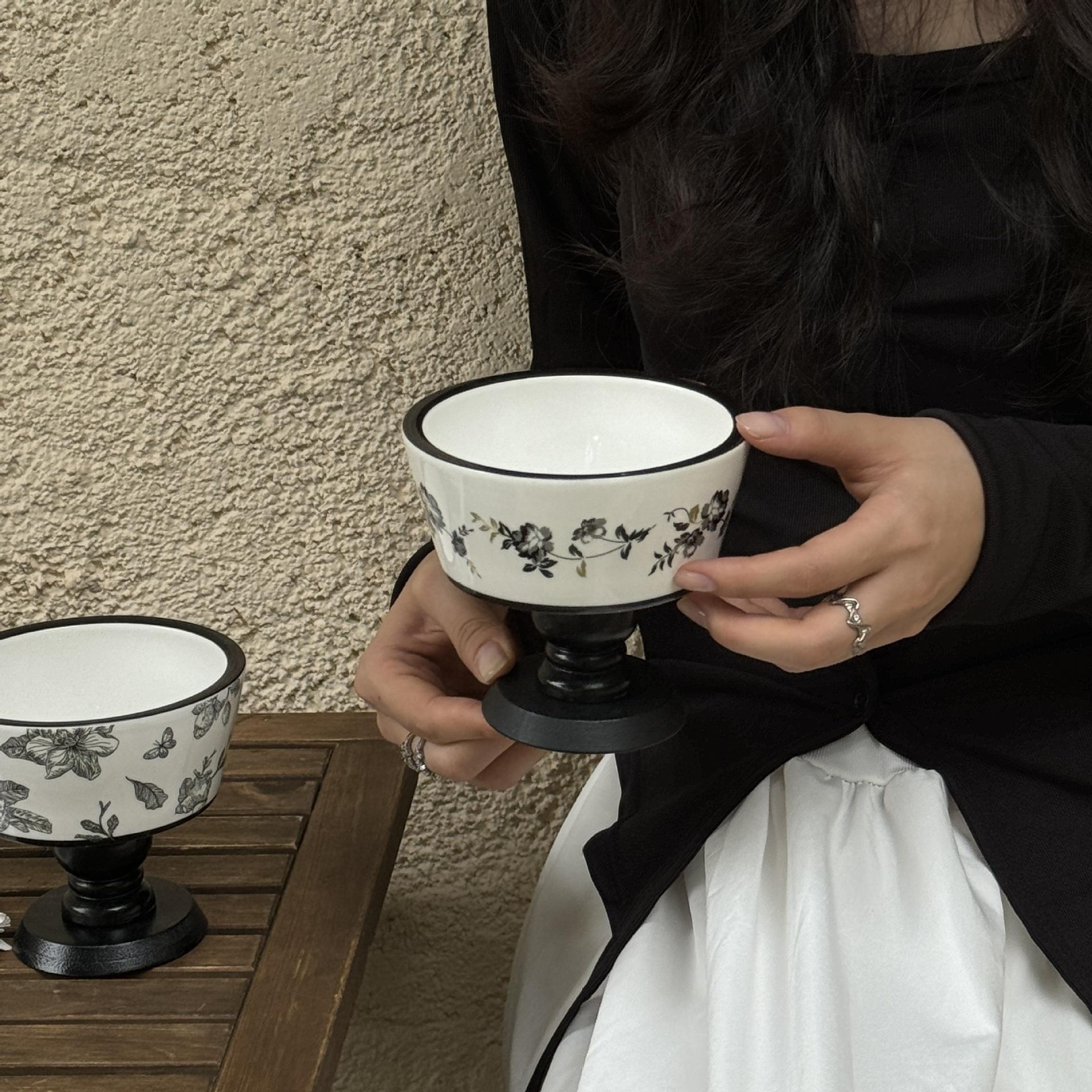 แก้วทรงสูงขอบดำลายดอกไม้ขนาด12*10