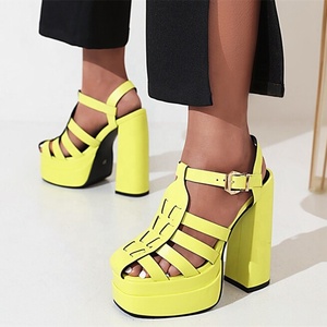 Sandalias de tacón cuadrado con correa trenzada y hebilla, zapatos de moda de verano para mujer, con tacón de bloque, plataforma, estilo gladiador, talla 48 - Product Image 4