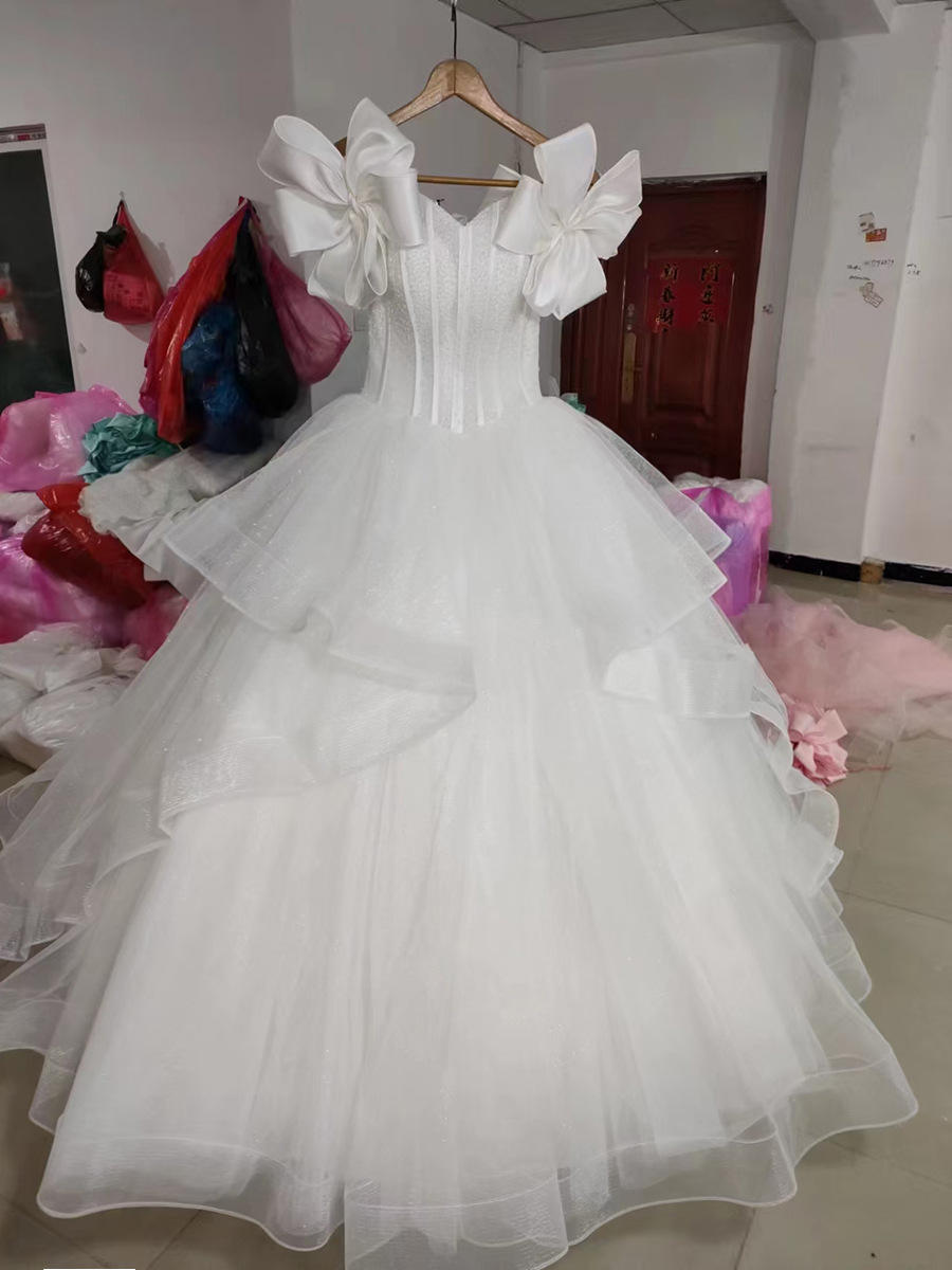 Bianco [compreso il bustier staccabile dell'anello d'acciaio 5]