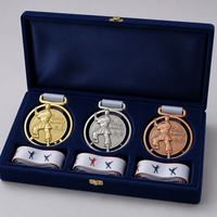 Médaille de karaté en métal 3D en relief, tournoi d'arts martiaux, récompense personnalisée en or, argent, cuivre, alliage de zinc, prix sportif avec ruban