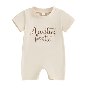 Tenue de sortie de maternité pour nouveau-né, barboteuse bébé à manches courtes, barboteuse bulle couleur mauve clair, barboteuse bébé motif 'Mama Coffee Date' - Product Image 2