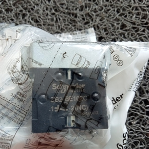 Botón de Parada de Emergencia Schneider XB2BS542C 1NC, Cabezal de Champiñón Giratorio con Reinicio, 10A 660V - Product Image 2
