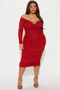 Vestido midi rojo con hombros descubiertos, manga larga, fruncido, con detalles de perlas, ajustado, de malla, para cóctel, graduación, invitada de boda - Product Image 5
