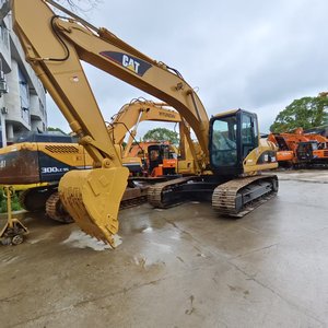 Excavatrice sur chenilles d'occasion Cat 320CL à vendre pour travaux de terrassement et de construction (CAT 320C, 320CL, 320D) - Product Image 1