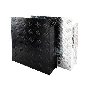 Protecteur de réservoir de carburant noir Support de réservoir de <span class=keywords><strong>gaz</strong></span> Couvercle de réservoir diesel <span class=keywords><strong>Plaque</strong></span> de déflecteur d'huile d'épaisseur 2mm - Product Image 5