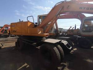 Excavatrice d'occasion, matériel de terrassement HYUNDAI 130W à vendre - Product Image 5