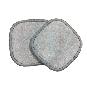 Tampons démaquillants carrés en fibre de bambou et en <span class=keywords><strong>coton</strong></span> personnalisables du fabricant Serviettes en flanelle réutilisables et lavables - Product Image 2