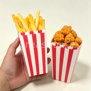 Caja de PVC roja y blanca con temática de dulces para exhibición de comida en restaurantes, carros de comida, cines y presentaciones de aperitivos de comida rápida (papas fritas, pollo frito, palomitas de maíz) - Product Image 1
