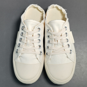 Mocassins de luxe de haute qualité, petits, blancs, décontractés, à semelle épaisse, avec lacets intégraux, pour un look tendance et rehaussant - Product Image 3