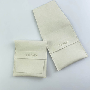 Sacs d'emballage pour bijoux en microfibre suédée, avec logo personnalisé, pour colliers, bagues et bracelets - Product Image 2