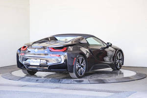 รถยนต์มือสอง I8 AWD Coupe ภายในสีเข้ม เครื่องยนต์ไฮบริด ล้อแม็ก R18 เบาะหนัง ระบบควบคุมอัตโนมัติ กล้องมองหลังขวา ไฟ LED อะลูมิเนียม - Product Image 4