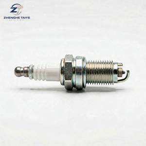 Bougie d'allumage ZT OEM Standard OE 22401-AX015 pour Citroe N C5 I DC DE - Product Image 1