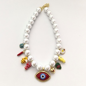 Nueva llegada diseño de moda rojo ojo de la suerte pez abeja corazón flor Chile colgante collar de perlas mujeres lujo fiesta regalo joyería - Product Image 1