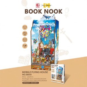 Jouets de construction lumineux en bois 3D, modèle de maison de poupée à assembler soi-même pour bébés et tout-petits - Product Image 1