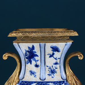 Antike Chinesische Blau-Weiße Porzellan-Tischvase Handbemalte Neue Keramik mit Kupferintarsien Klassisches Design für Wohnzimmer - Product Image 4